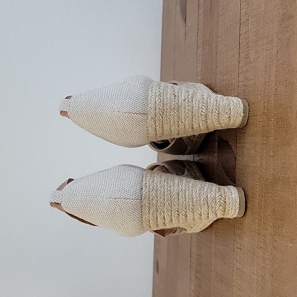 JustFab Nicoletta Espadrille Wedge - Wide Width 7 - Picture 3 of 8